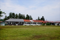 校舎全景（南側から撮影）